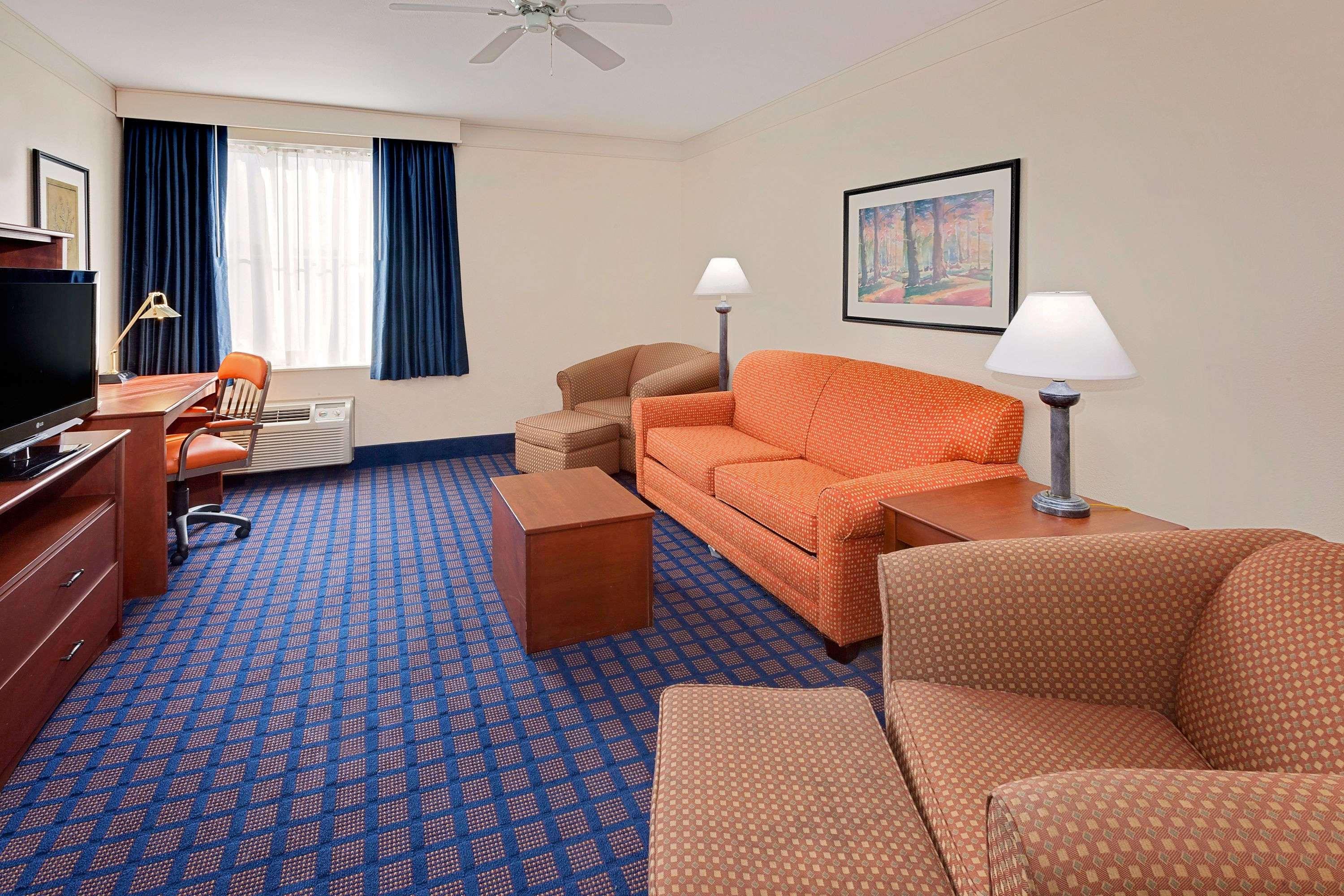 Hotel Western Byron Center Grand Rapids