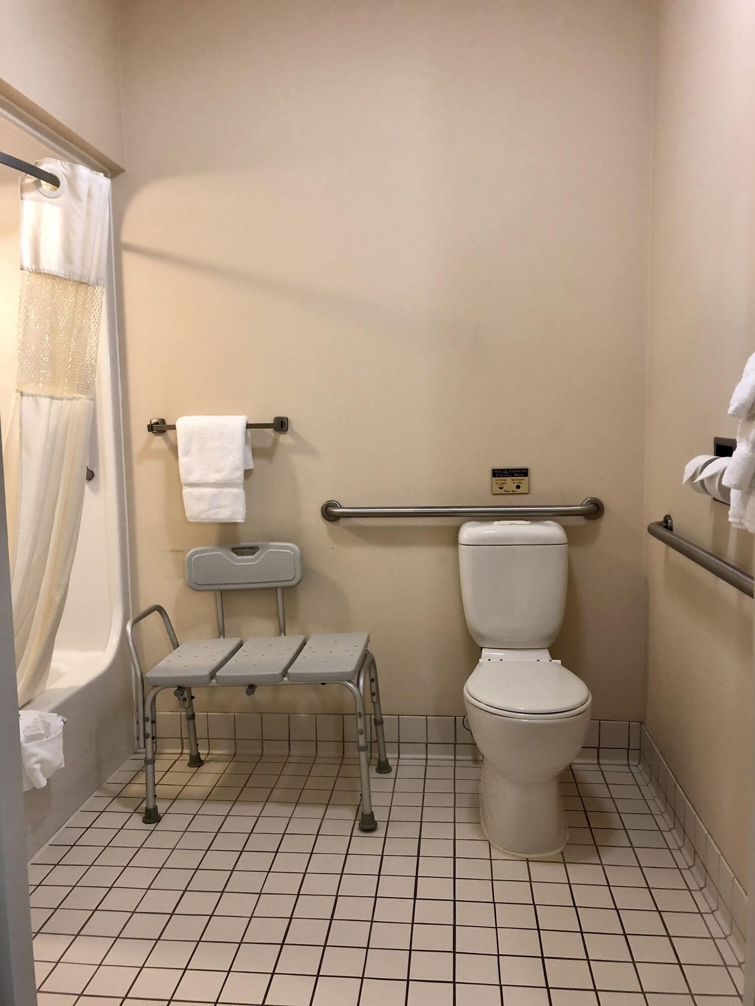 Western Byron Center 3* Grand Rapids